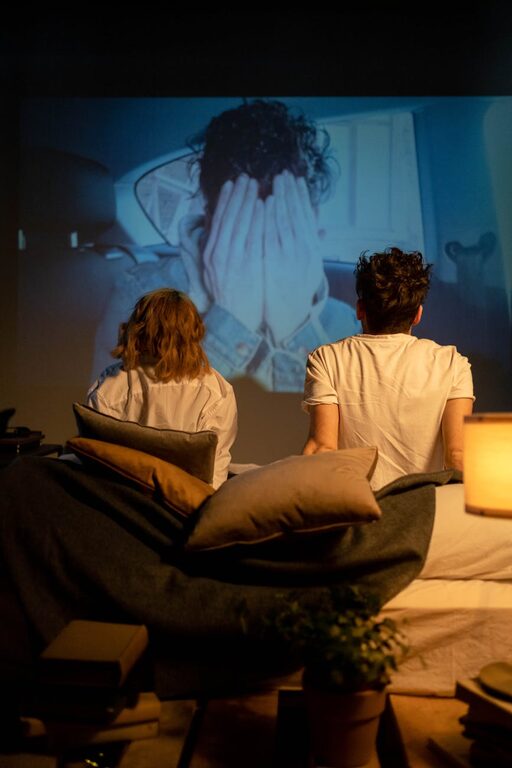 How to Plan the Perfect Screen-Light Evening at Home
